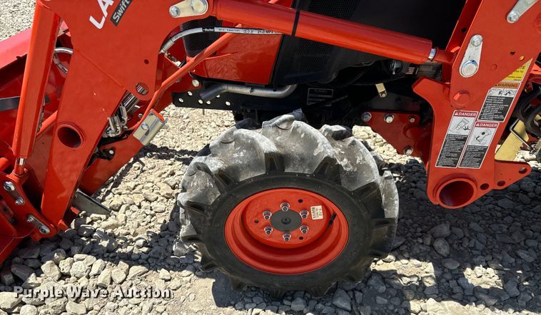 image for item DS7501 2021 Kubota  B2601HSD MFWD tractor