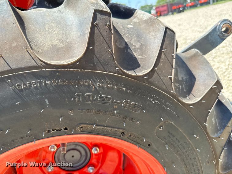 image for item DS7501 2021 Kubota  B2601HSD MFWD tractor