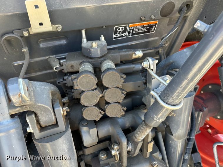 image for item DS7502 2020 Kubota  M5-111D MFWD tractor