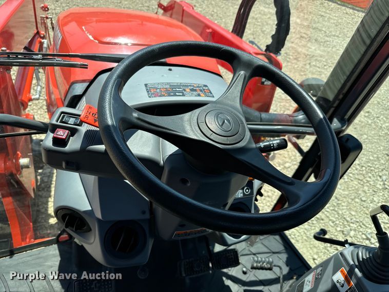 image for item DS7502 2020 Kubota  M5-111D MFWD tractor