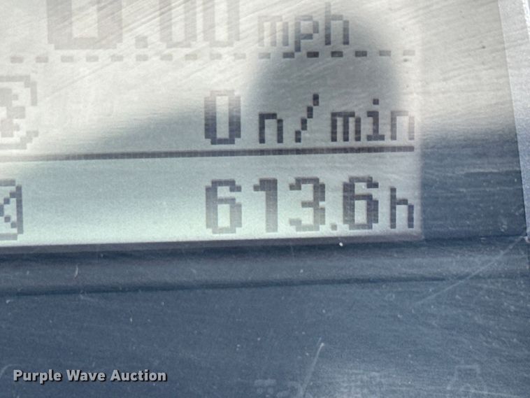 image for item DS7502 2020 Kubota  M5-111D MFWD tractor