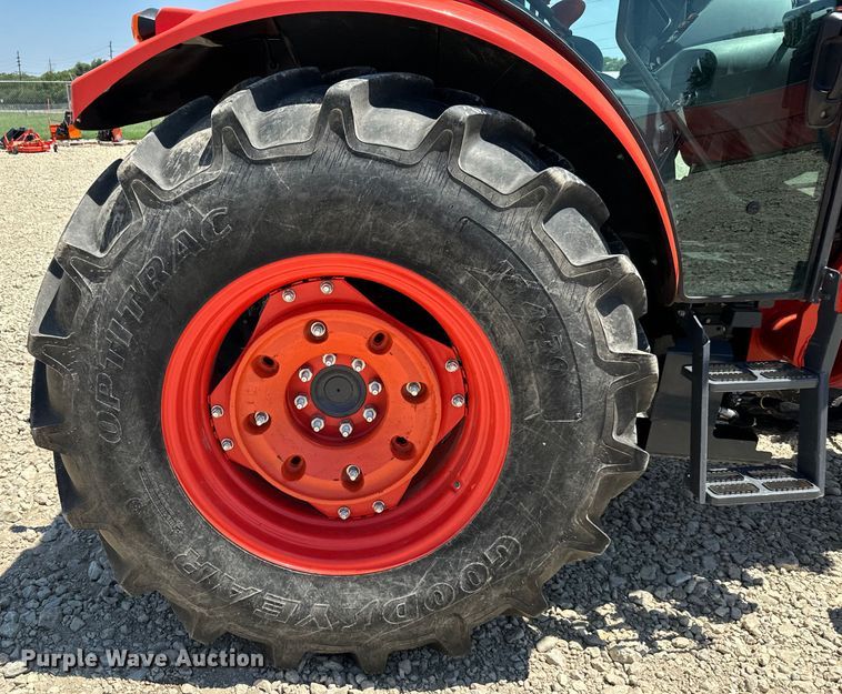 image for item DS7502 2020 Kubota  M5-111D MFWD tractor