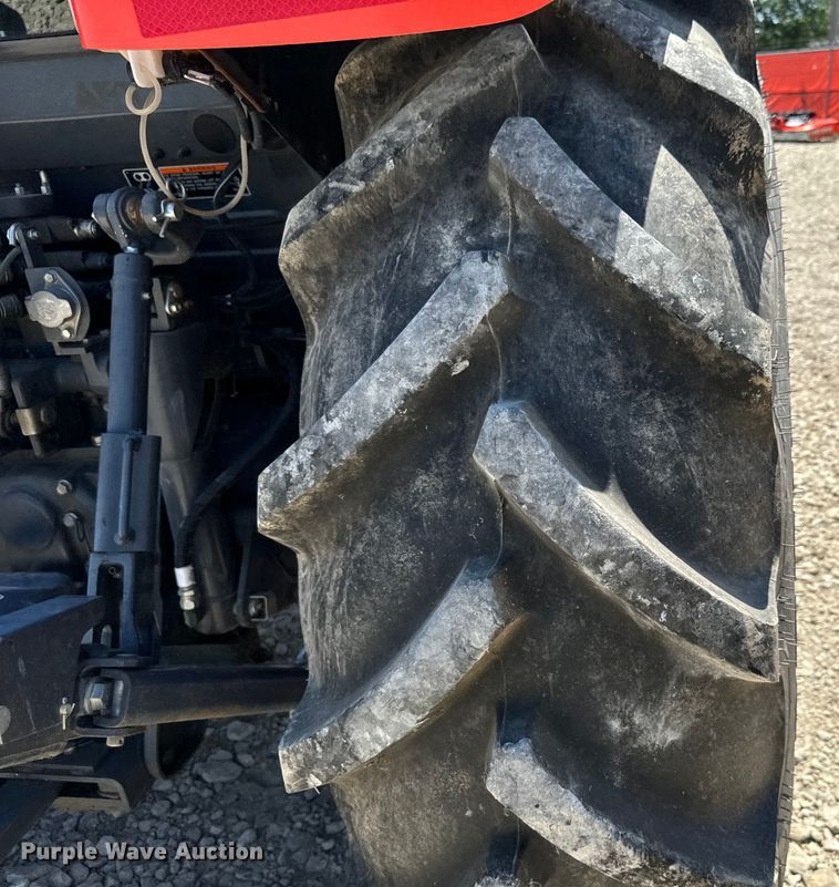 image for item DS7502 2020 Kubota  M5-111D MFWD tractor