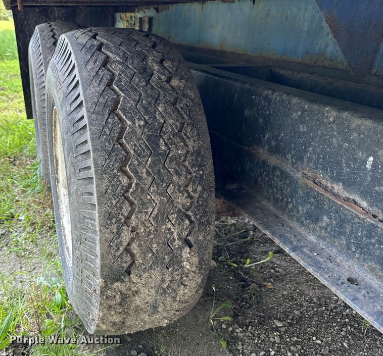 image for item DV5778 1976 Donahue GS30014EM dump trailer