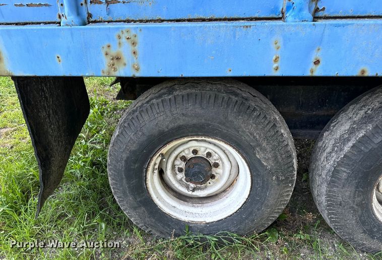 image for item DV5778 1976 Donahue GS30014EM dump trailer