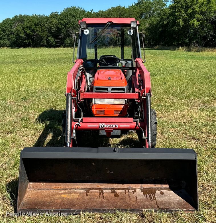 image for item DX0812 1994 Kubota L3600DTC MFWD tractor