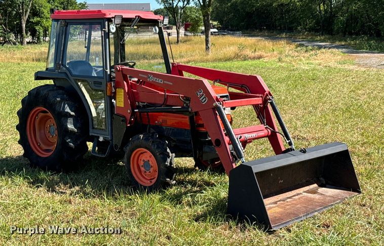 image for item DX0812 1994 Kubota L3600DTC MFWD tractor