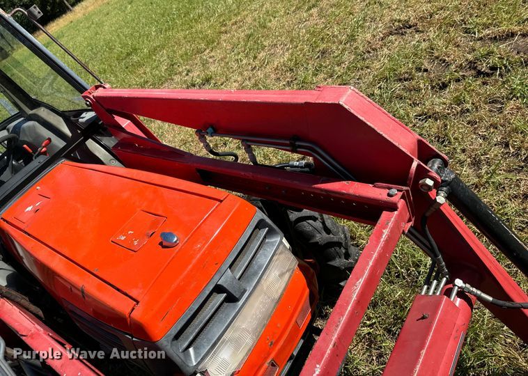 image for item DX0812 1994 Kubota L3600DTC MFWD tractor