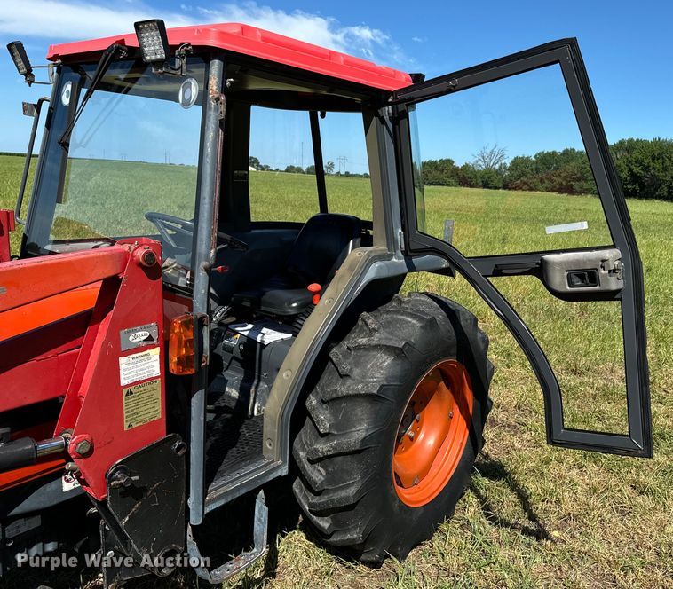 image for item DX0812 1994 Kubota L3600DTC MFWD tractor