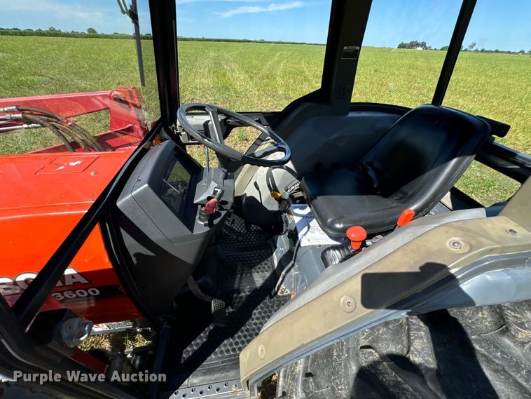 image for item DX0812 1994 Kubota L3600DTC MFWD tractor