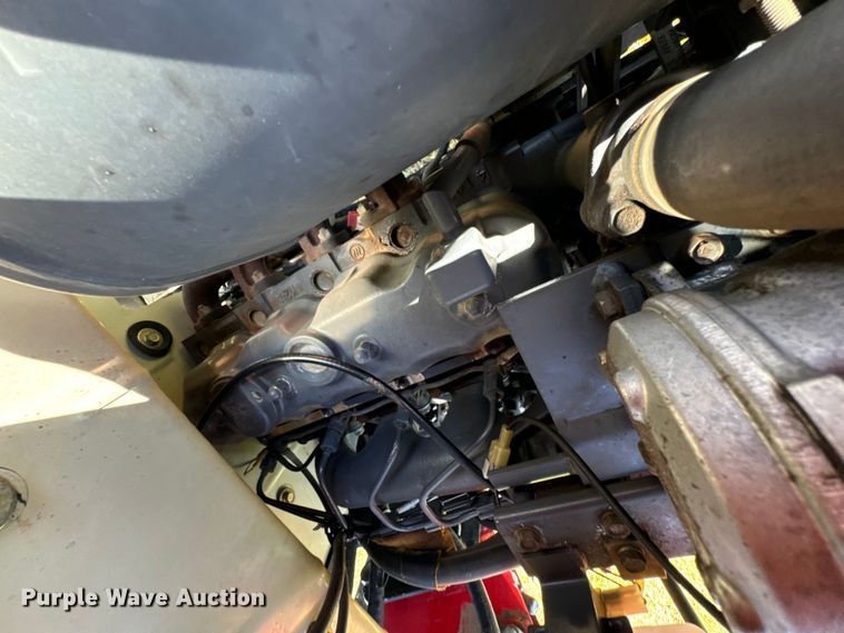 image for item DX0812 1994 Kubota L3600DTC MFWD tractor