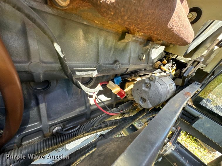 image for item DX0812 1994 Kubota L3600DTC MFWD tractor