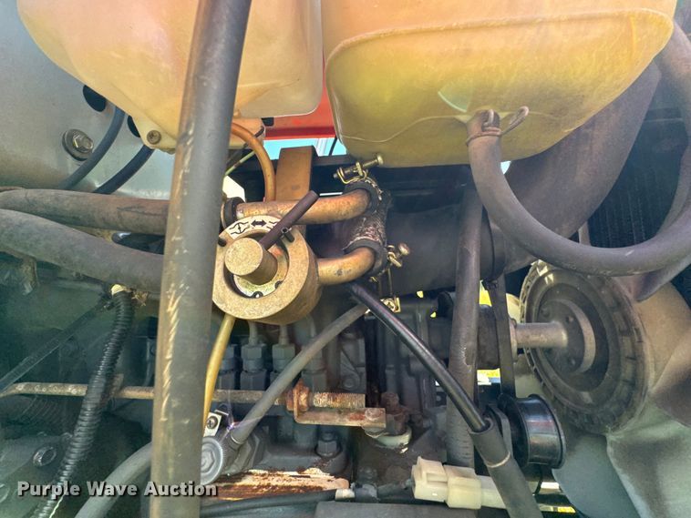 image for item DX0812 1994 Kubota L3600DTC MFWD tractor