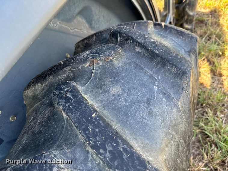 image for item DX0812 1994 Kubota L3600DTC MFWD tractor