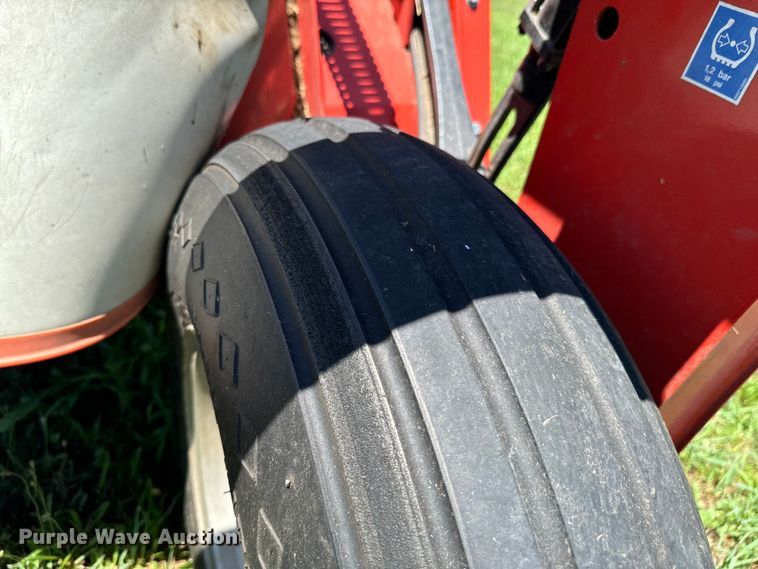 image for item DX0818 Kuhn 3150 TL disc mower