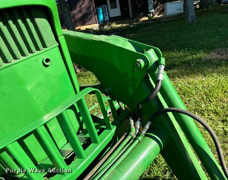 image for item DX0826 John Deere 4010 tractor