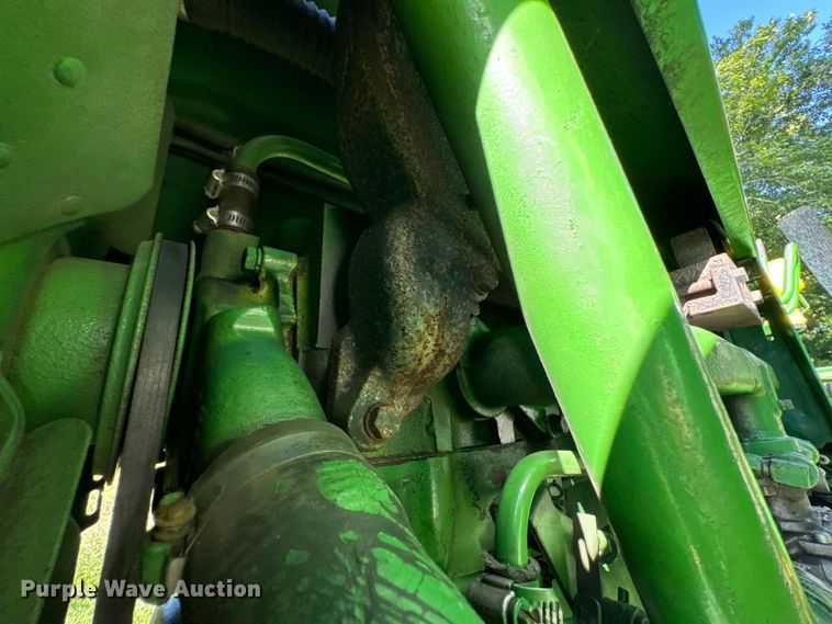 image for item DX0826 John Deere 4010 tractor