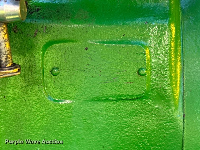 image for item DX0826 John Deere 4010 tractor