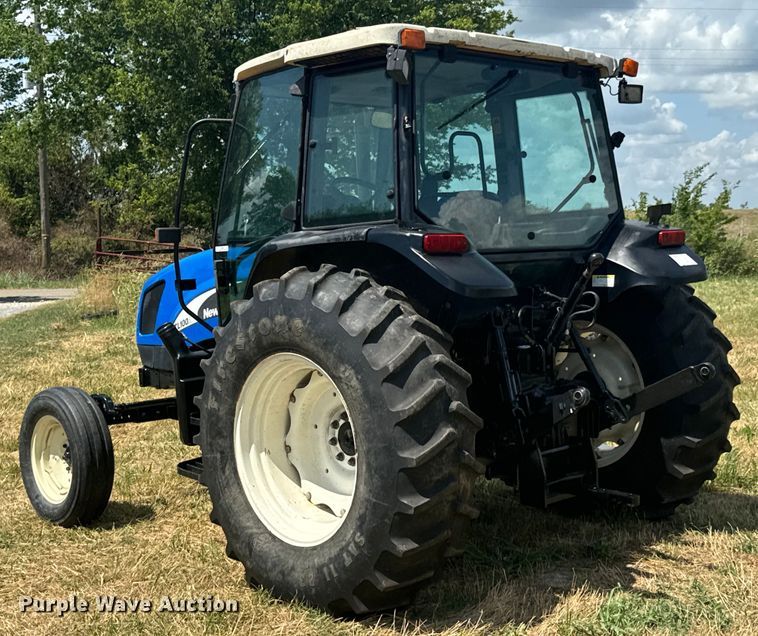 image for item DX0830 2007 New Holland TL100A tractor