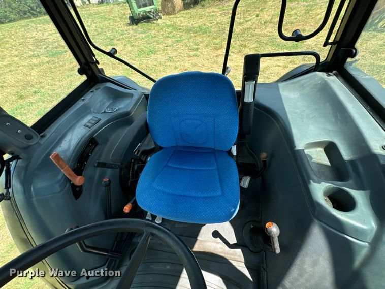 image for item DX0830 2007 New Holland TL100A tractor