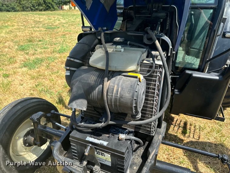 image for item DX0830 2007 New Holland TL100A tractor