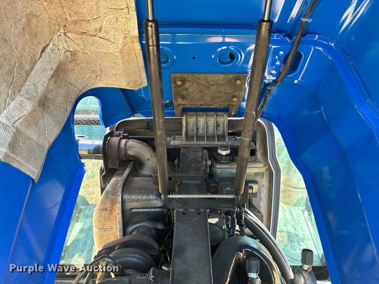 image for item DX0830 2007 New Holland TL100A tractor