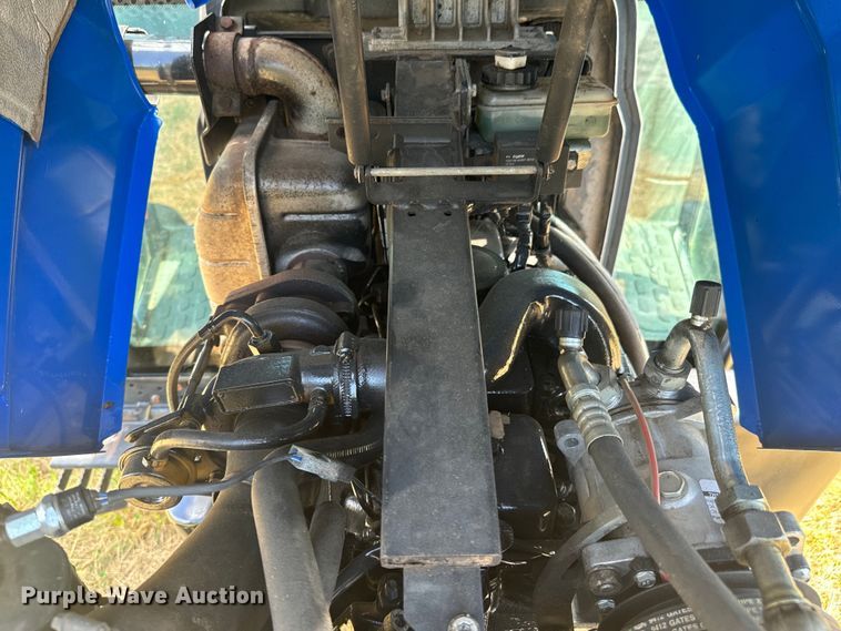 image for item DX0830 2007 New Holland TL100A tractor