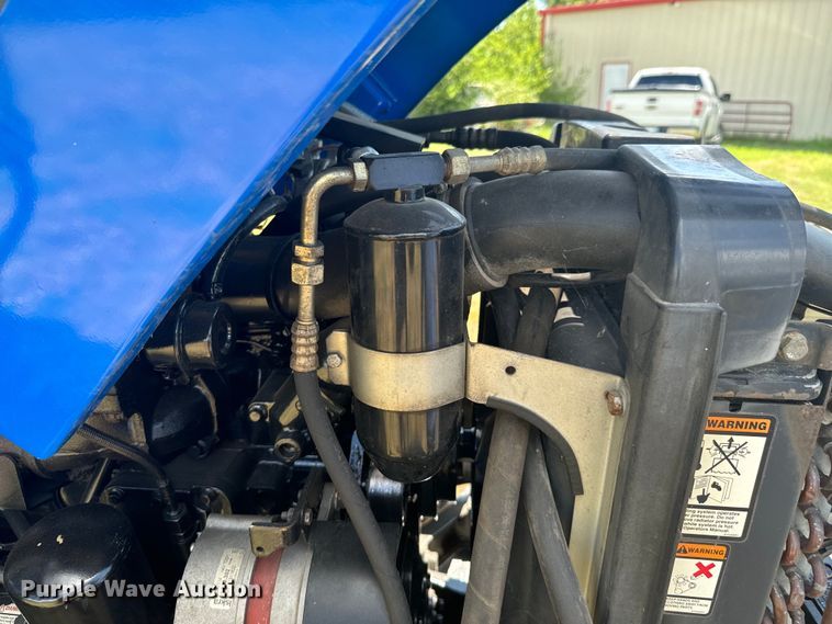 image for item DX0830 2007 New Holland TL100A tractor