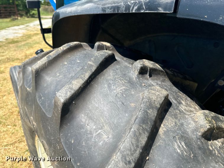 image for item DX0830 2007 New Holland TL100A tractor