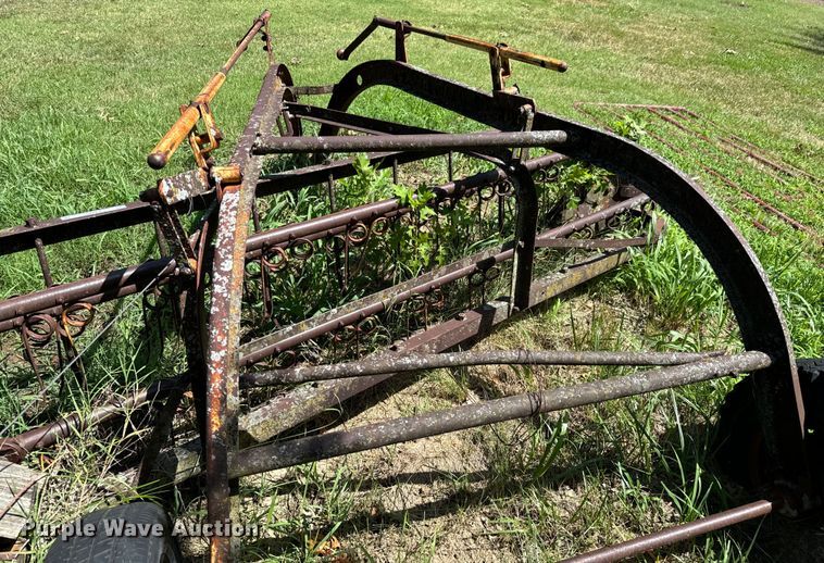 image for item DX0836 New Holland Super 55 hay rake