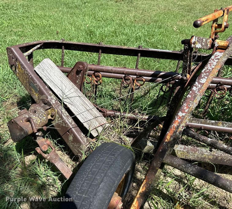 image for item DX0836 New Holland Super 55 hay rake