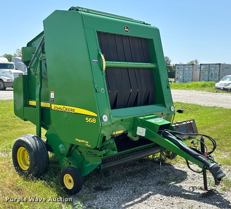 image for item DX0842 2009 John Deere 568 Mega Wide Plus round baler