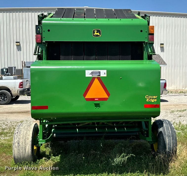 image for item DX0842 2009 John Deere 568 Mega Wide Plus round baler