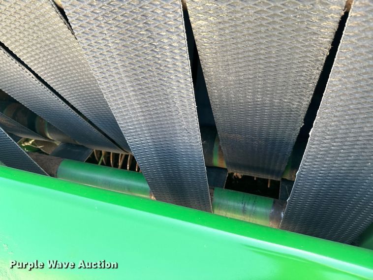 image for item DX0842 2009 John Deere 568 Mega Wide Plus round baler