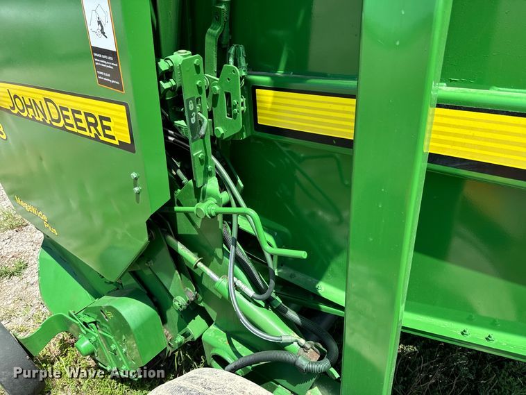 image for item DX0842 2009 John Deere 568 Mega Wide Plus round baler