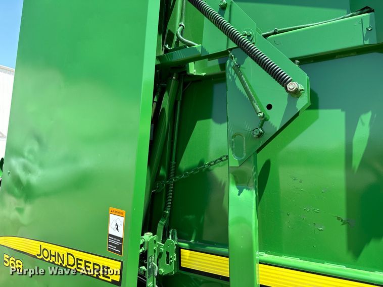 image for item DX0842 2009 John Deere 568 Mega Wide Plus round baler