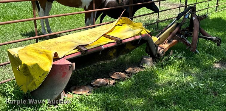 image for item DX0843 New Holland NH463 disc mower