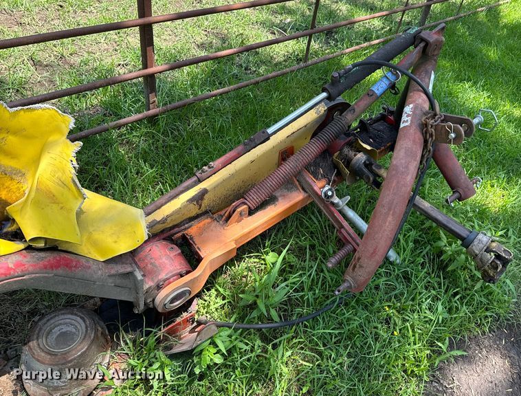 image for item DX0843 New Holland NH463 disc mower