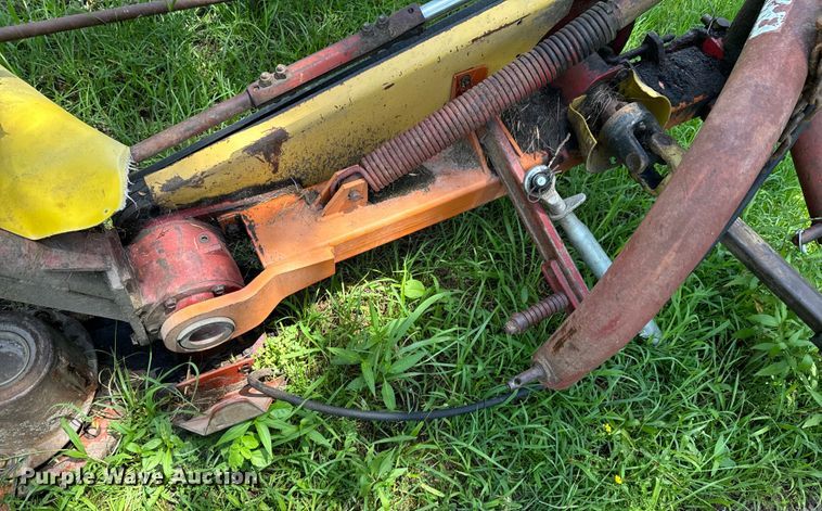 image for item DX0843 New Holland NH463 disc mower