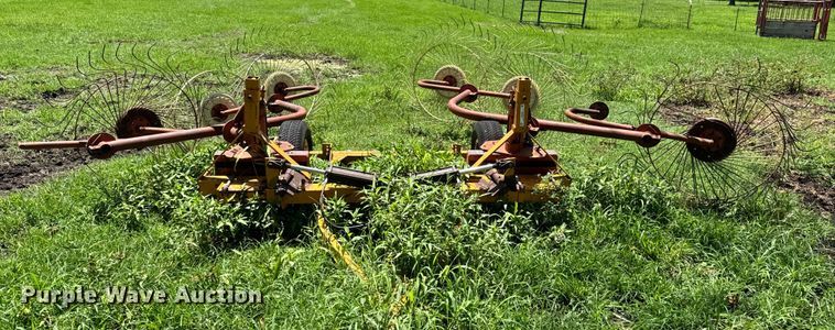 image for item DX0846 Hay rake