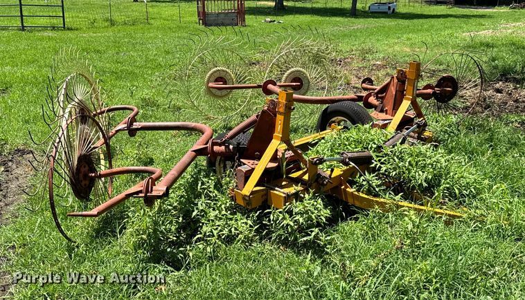 image for item DX0846 Hay rake