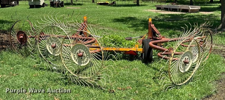 image for item DX0846 Hay rake