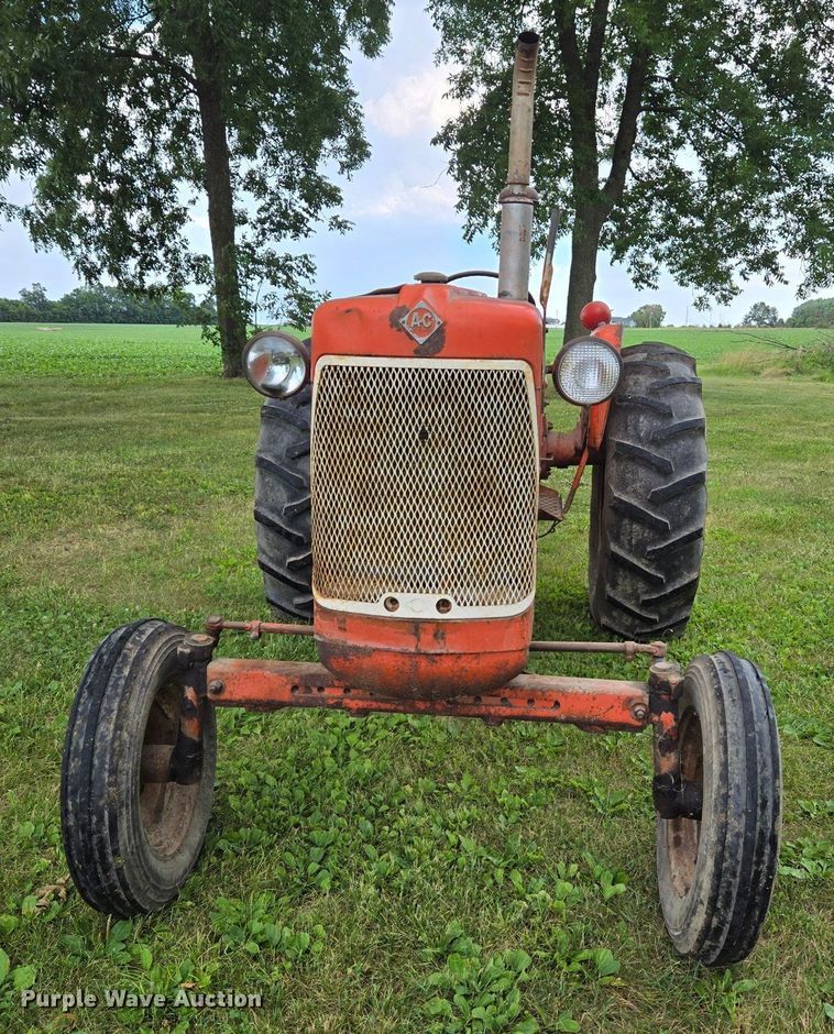 image for item DX1483 1959 Allis-Chalmers D17 tractor
