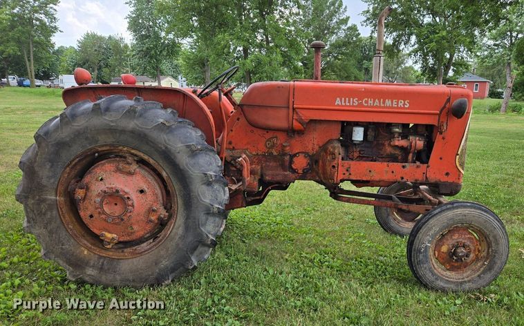 image for item DX1483 1959 Allis-Chalmers D17 tractor
