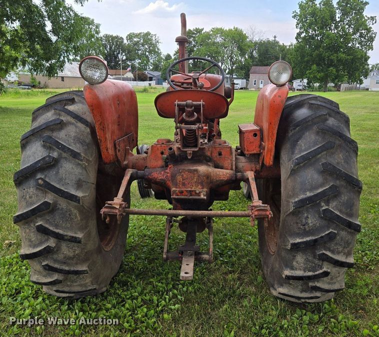 image for item DX1483 1959 Allis-Chalmers D17 tractor