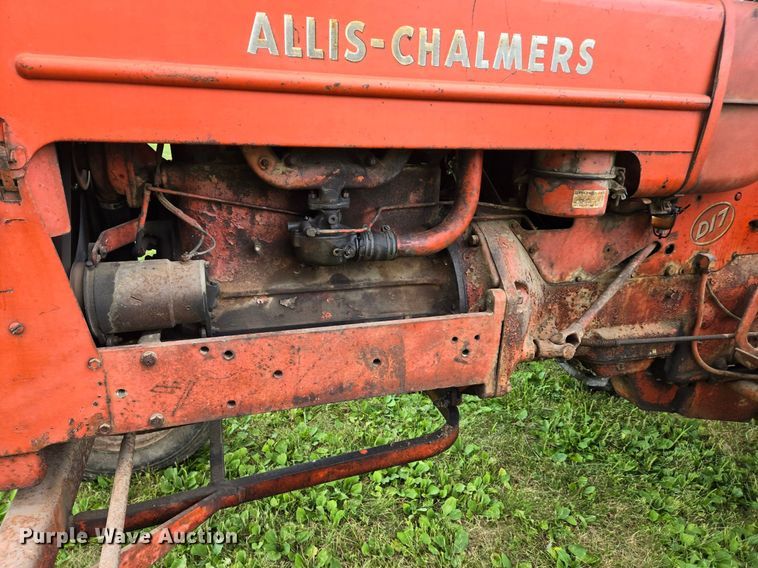 image for item DX1483 1959 Allis-Chalmers D17 tractor