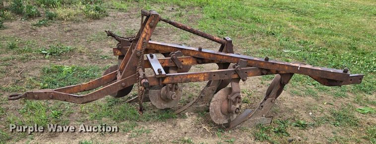 image for item DX1483 1959 Allis-Chalmers D17 tractor