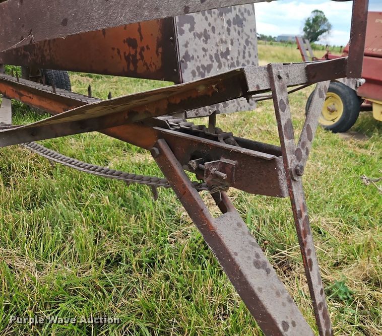 image for item EI3927 Bush Hog bale loader