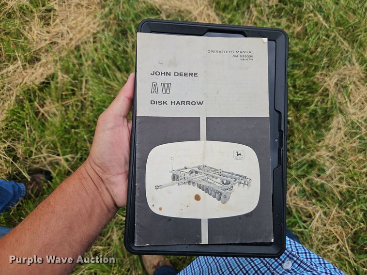 image for item EI3930 John Deere  tandem disk