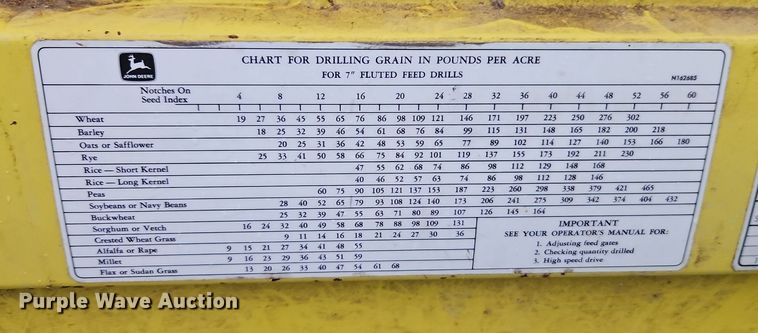 image for item EI3931 John Deere  8250 grain drill